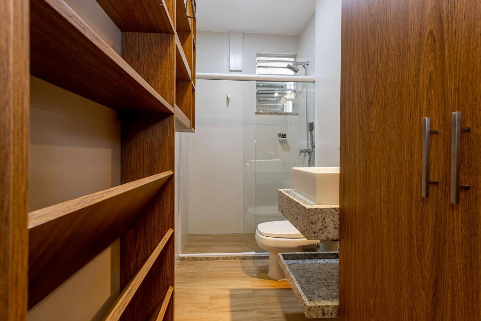 Apartamento 2qtos A 350m Da De Copacabana | Ta 28/401 *